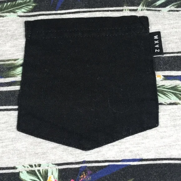 WXYZ, T-Shirt, Size Medium - Picture 6 of 10